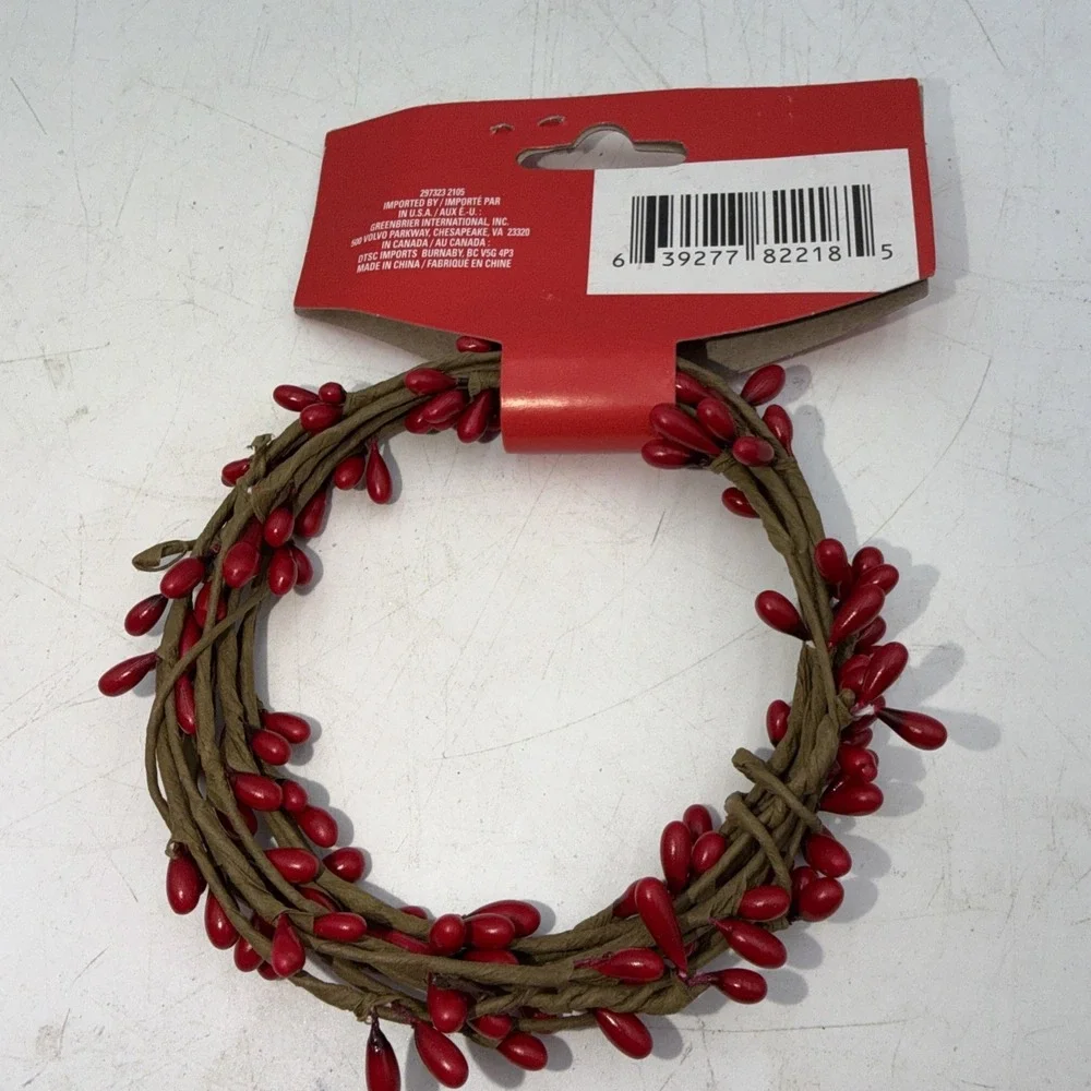 NEW! 9 Feet PRIMITIVE RED PIP BERRY GARLAND Decorating